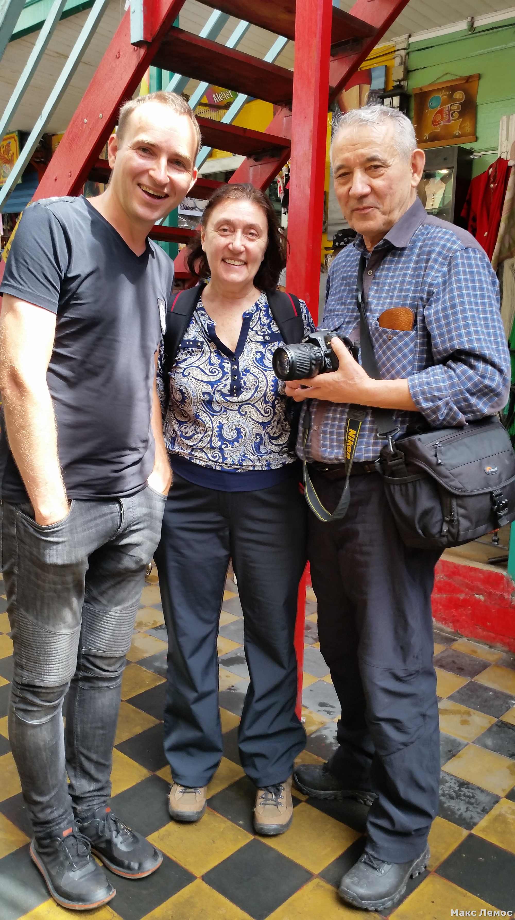 Туристы в музее