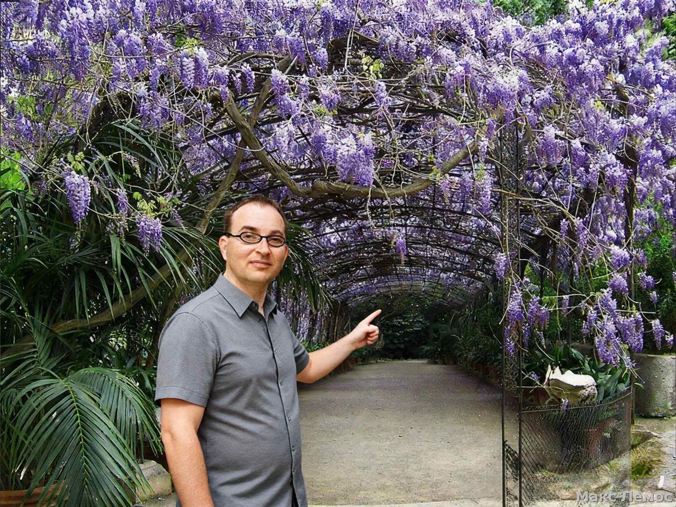 Я хоть в очках, но совсем не ботаник!